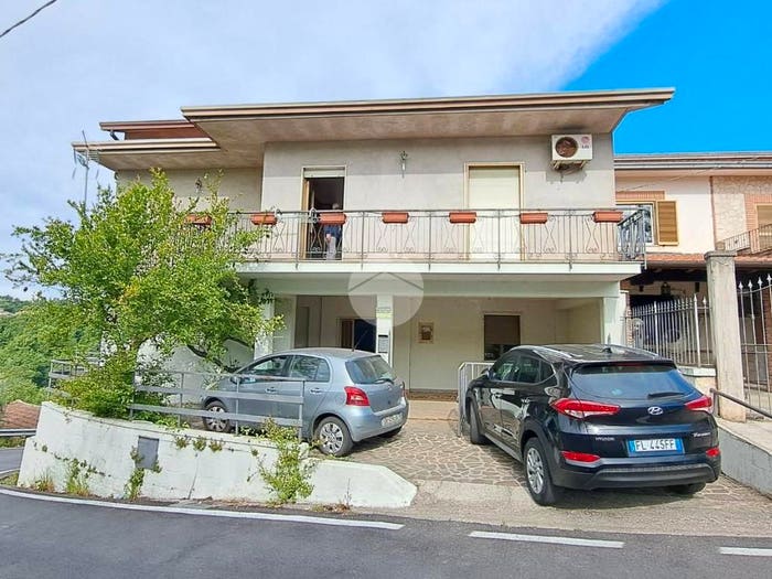 Casa trilocale in vendita in Via Santa Lucia, Monte San Giovanni Campano