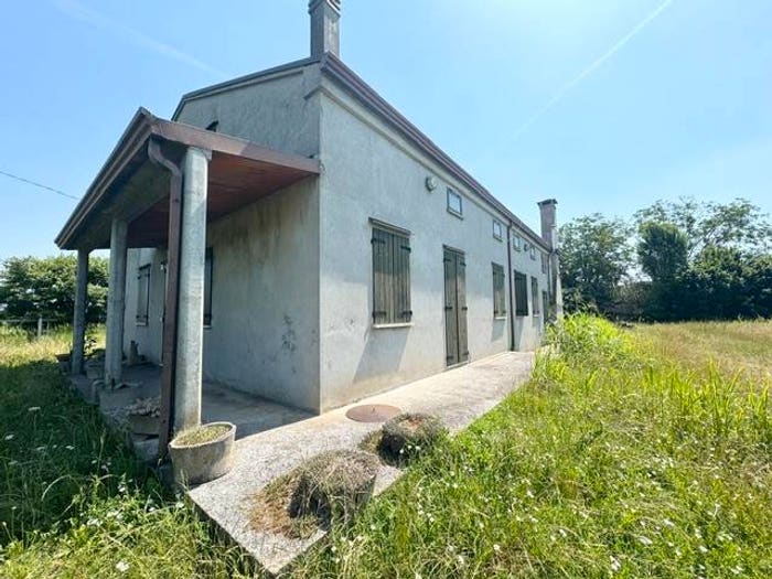 Casa quadrilocale in vendita in Centro, Veggiano