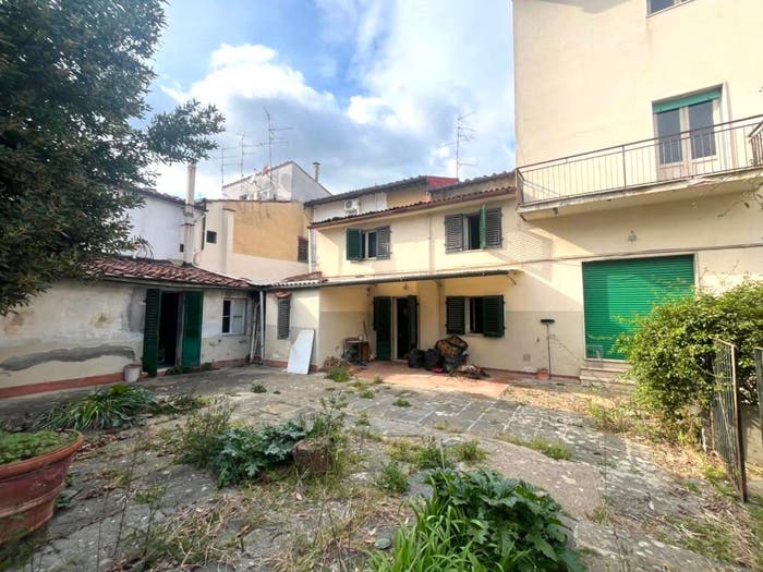 Casa con 6 locali in vendita in Via di Peretola, Peretola, Firenze