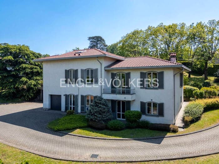 Casa con 6 locali in vendita in Via Ex Parco Visconti, Cremella