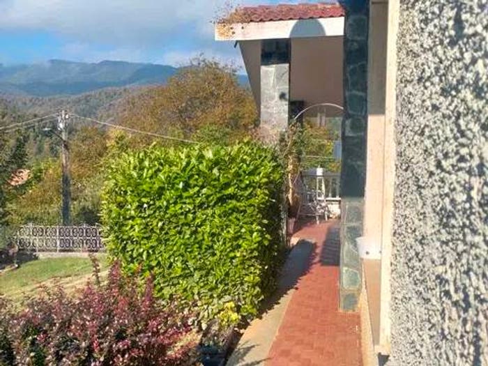 Casa con 6 locali in vendita in Calizzano No Number, Centro, Calizzano