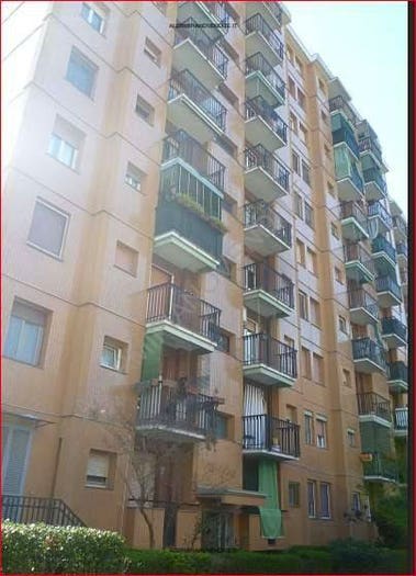 Appartamento trilocale in vendita in Corsico