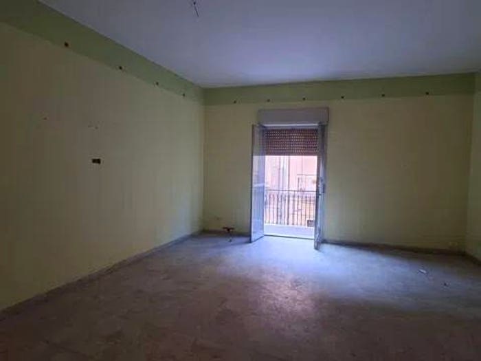 Appartamento con 6 locali in vendita in Via Bellini No Number, Paternò
