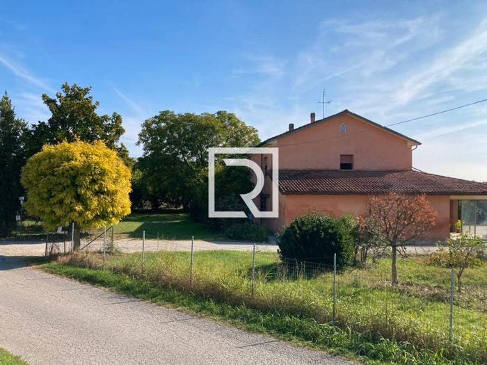 Casa con 6 locali in vendita in Via Rubicone, Ponte Pietra Case Frini, Cesena