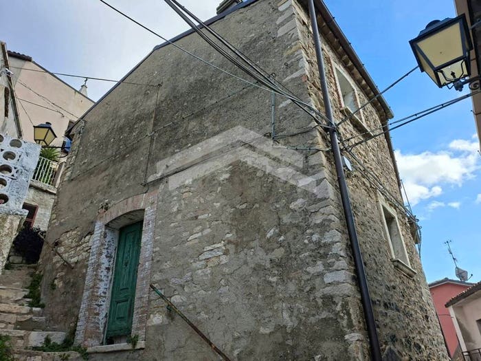 Appartamento trilocale in vendita in Carlo Romeo, Guardialfiera