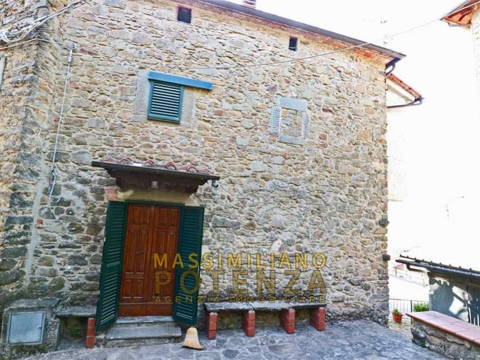 Casa bilocale in vendita in via di Gave, Castelli Pescia Nord, Pescia