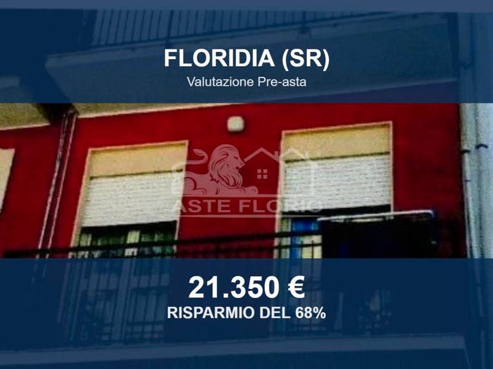 Appartamento quadrilocale in vendita in Via Alessandro Manzoni, Floridia