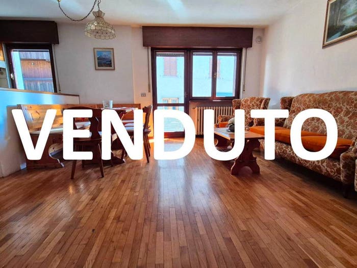 Appartamento trilocale in vendita in Via Roma, Borca, Borca di Cadore