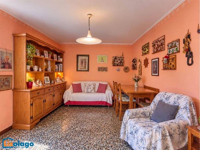 Appartamento trilocale in vendita in Via Montello, Centro, Mandello del Lario
