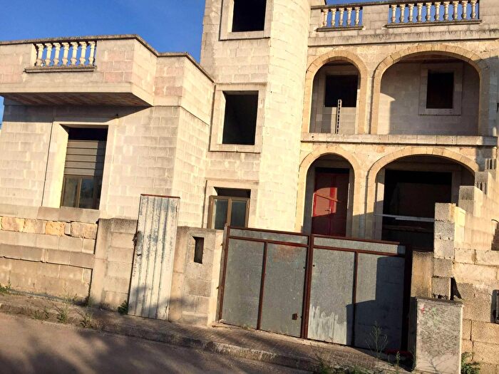 Casa con 5 locali in vendita in Via Taranto, Corsano