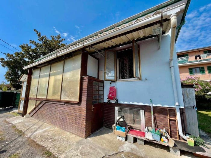 Casa con 5 locali in vendita in Strada Acqui, Cabanette, Alessandria