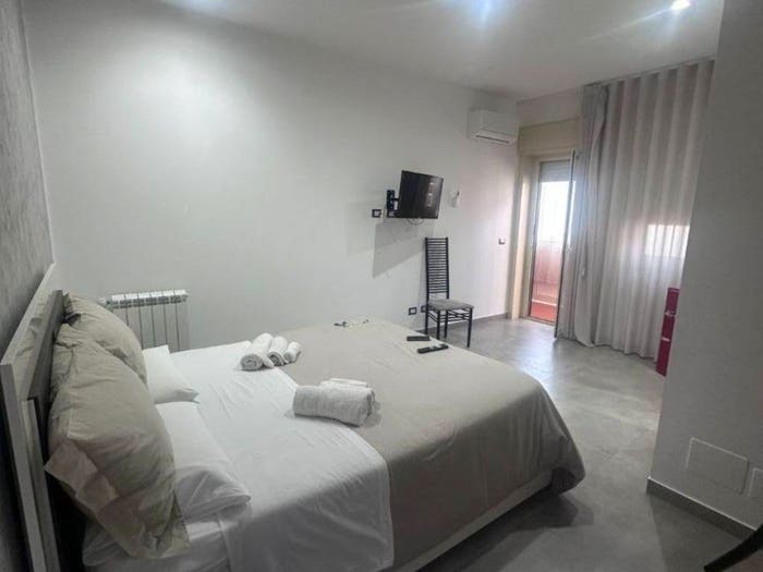 Appartamento con 5 locali in vendita in Via Marco Polo, Minissale, Messina