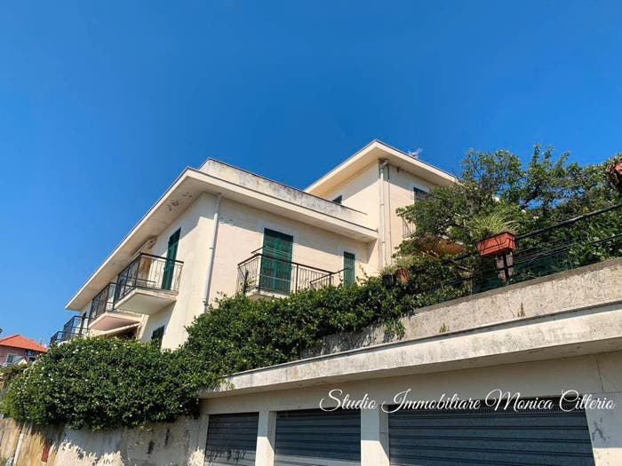 Appartamento quadrilocale in vendita in Via Zambolino, Celle Ligure Pecorile, Celle Ligure