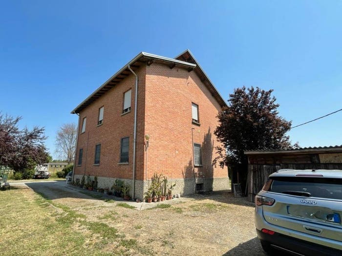 Appartamento con 5 locali in vendita in Strada Rovacchia, Fidenza