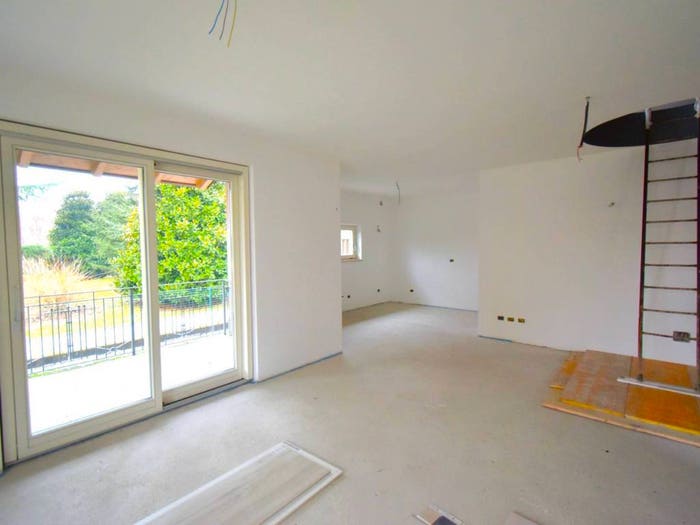 Casa con 6 locali in vendita in Via Guglielmo, Sartirana Cassina Cicognola Sabbioncello, Merate