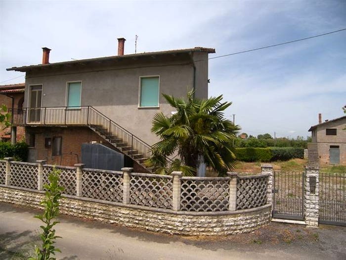 Casa quadrilocale in vendita in Via Del Carriolo, Montepulciano