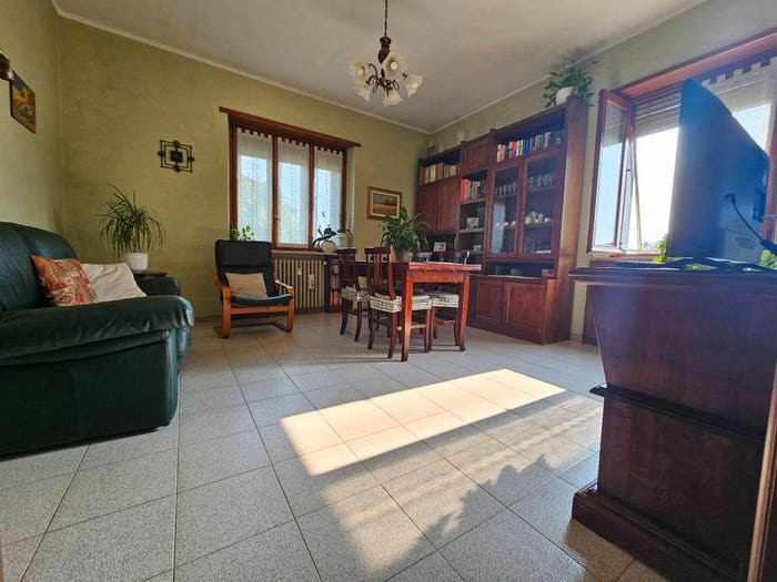 Appartamento trilocale in vendita in Via dei Paschi, Centro, Leinì