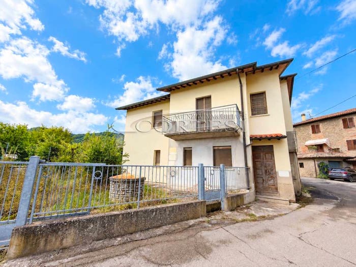 Casa con 6 locali in vendita in Via Sant'Agnese, San Secondo, Città di Castello