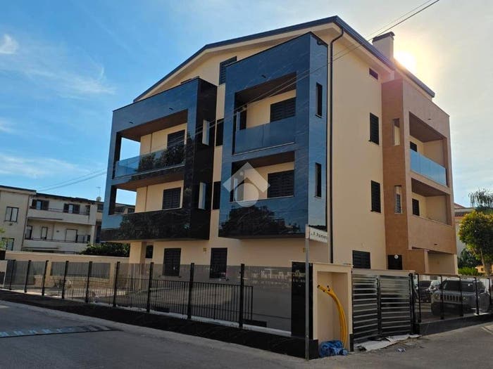Appartamento monolocale in vendita in Via Parito, San Prisco