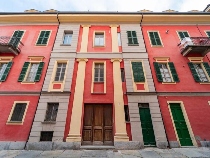 Appartamento con 5 locali in vendita in Via Alba, Centro Storico, Cuneo