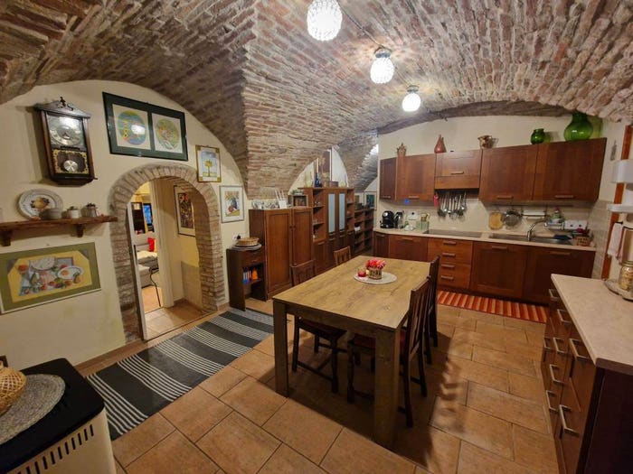 Casa con 6 locali in vendita in VICOLO PRIMO DEL SOPRAMURO, Centro, Todi
