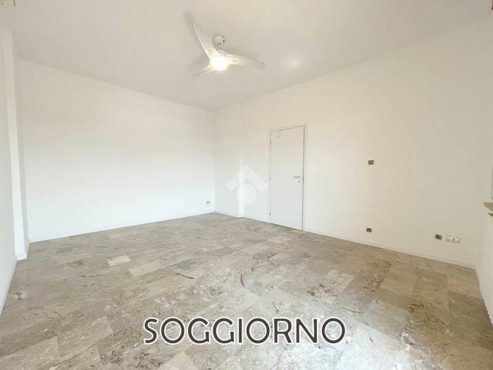 Appartamento trilocale in vendita in Via Giuseppe Verdi, Centro, Cornaredo