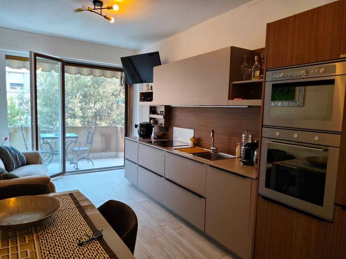Appartamento quadrilocale in vendita in Via degli Ontani, Tirrenia, Pisa