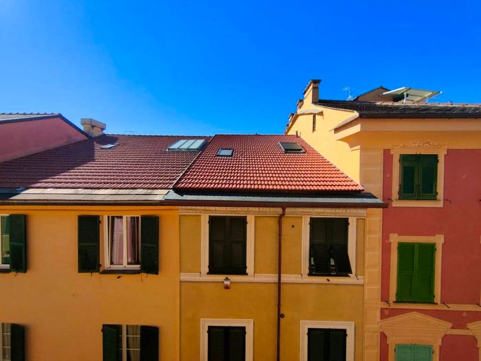 Appartamento trilocale in vendita in Via Vittorio Veneto, Centro Storico, Chiavari