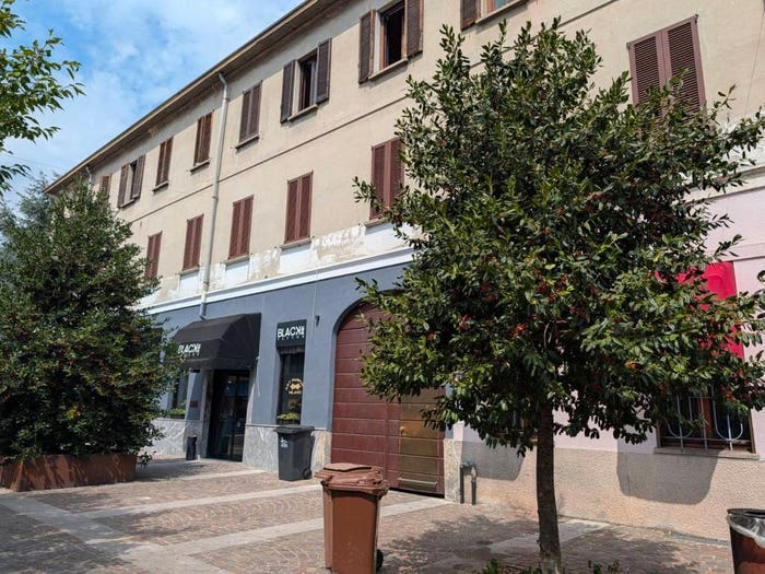 Appartamento trilocale in vendita in Via Mauro Venegoni, San Bernardino, Legnano
