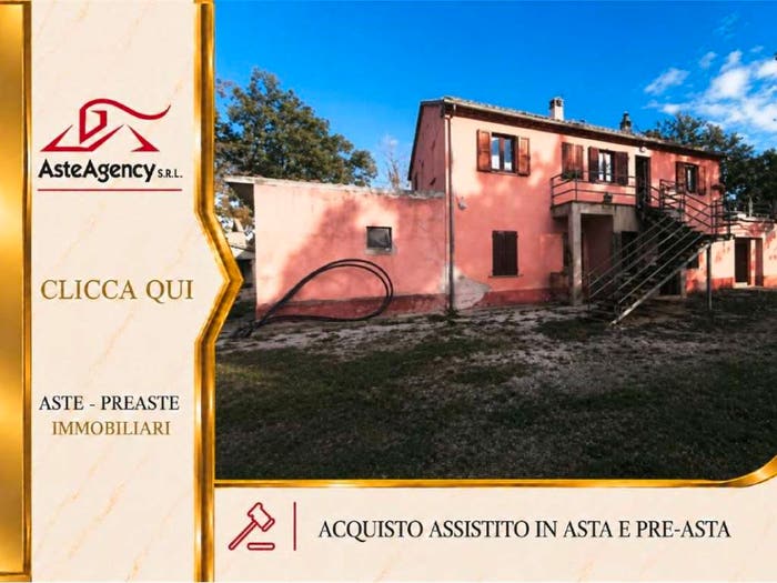 Appartamento con 6 locali in vendita in Via pian di rose, Centro, Sant'Ippolito