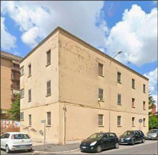 Appartamento con 5 locali in vendita in Centro, Latina