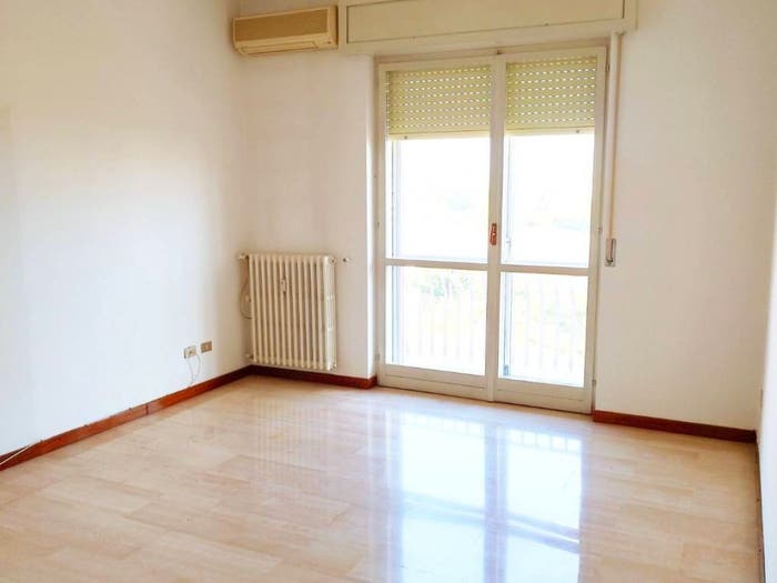 Casa trilocale in vendita in Via Vittorio Emanuele II, Pregnana Milanese