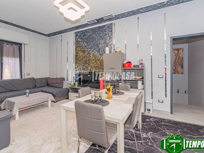 Casa trilocale in vendita in Via Alessandrina, Centro, Albuzzano