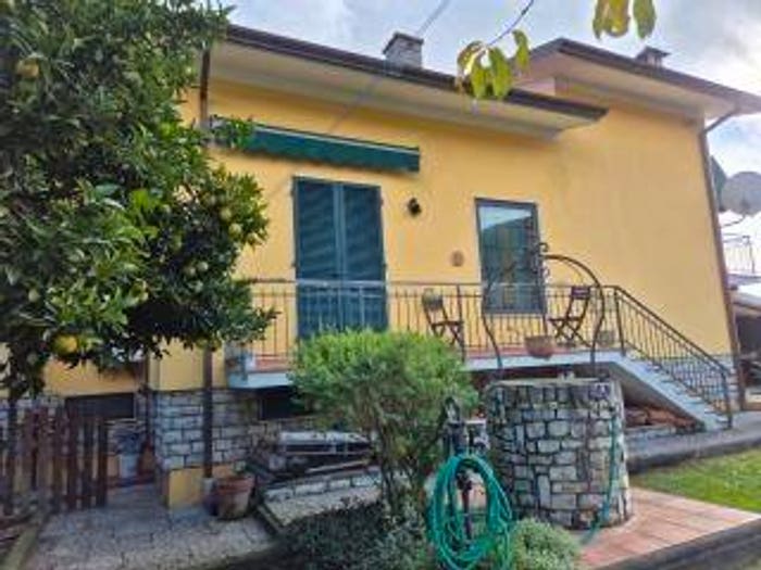Casa con 6 locali in vendita in Bocca Di Magra, Ameglia