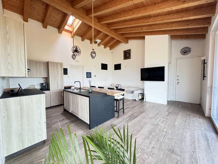 Casa con 5 locali in vendita in Castelgomberto