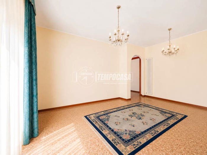 Appartamento quadrilocale in vendita in Via San Benedetto, San Benedetto, Cagliari