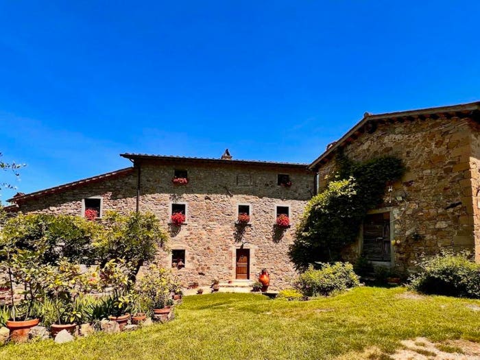 Casa con 6 locali in vendita in Frazione CatiglianoFondacolle, Anghiari