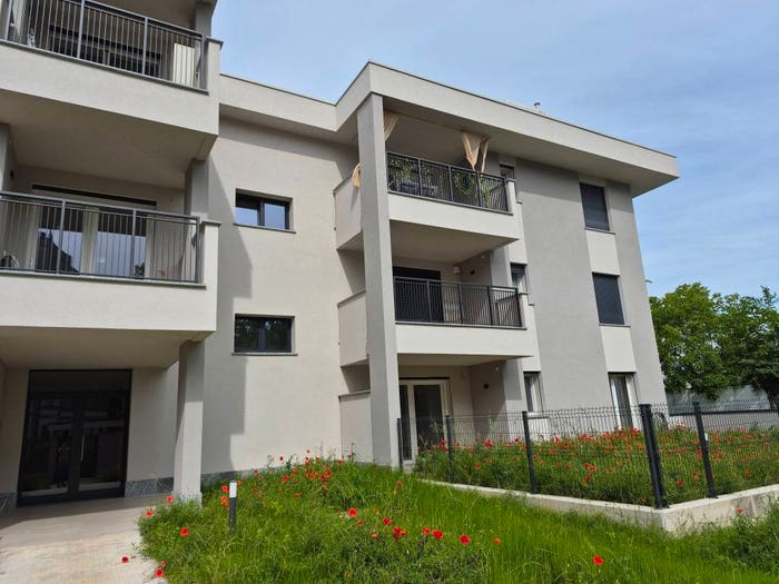 Appartamento trilocale in vendita in Via San Romanello, Quinto Romano, Milano