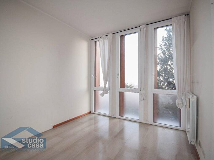 Appartamento quadrilocale in vendita in VIA COLLE EGHEZZONE, Centro Storico, Lodi