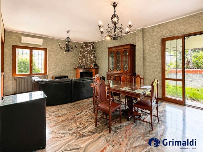 Appartamento con 5 locali in vendita in Via Privata Don Guanella, Pogliano Milanese