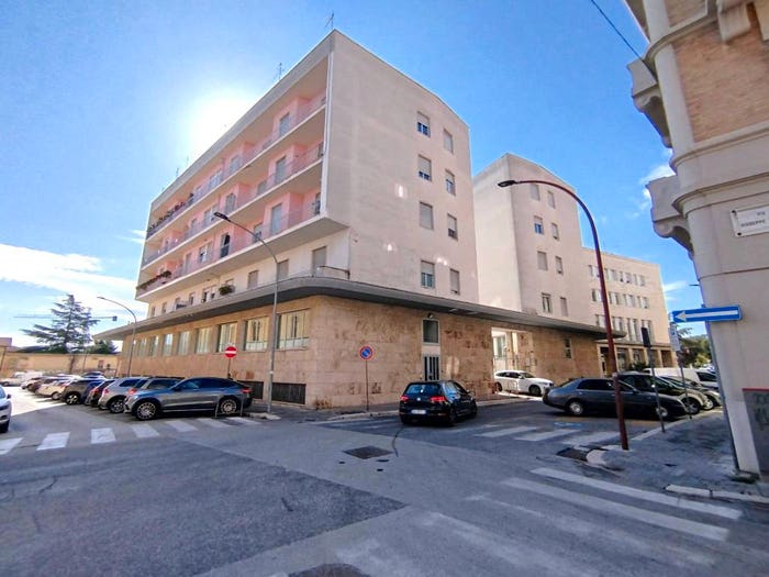 Appartamento con 5 locali in vendita in Via Umberto I, Centro, Campobasso