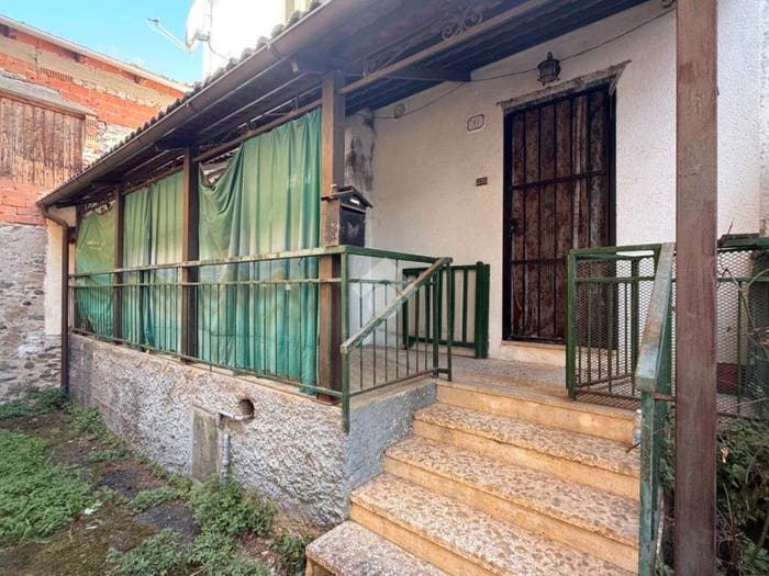 Casa quadrilocale in vendita in Via Mulino, Grognardo