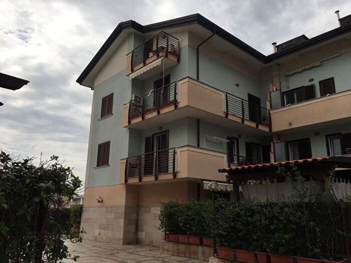 Appartamento bilocale in vendita in Via Giuseppe Mazzini, Casapulla
