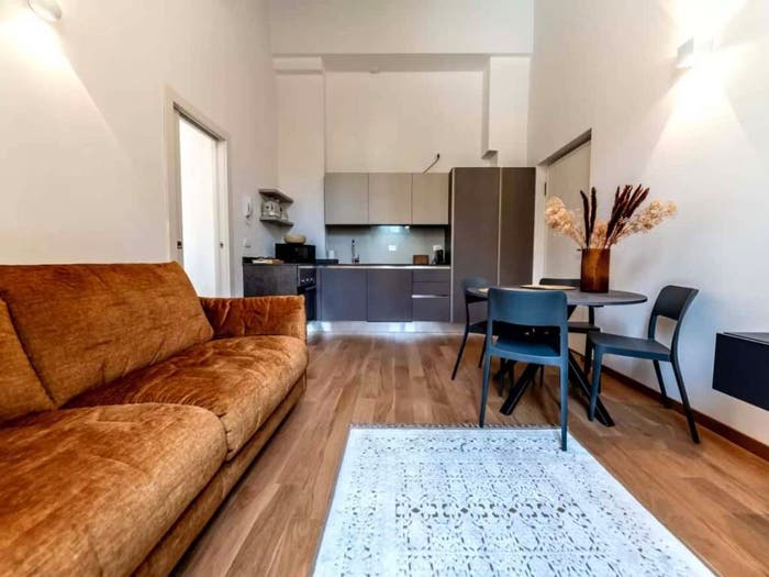 Appartamento bilocale in affitto in Viale Emilio Caldara, Quadronno Crocetta, Milano