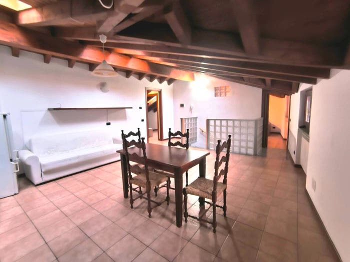 Casa trilocale in vendita in Via Giardini, Rezzago