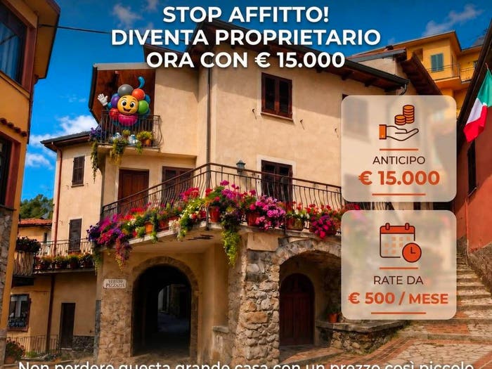 Casa quadrilocale in vendita in Piazza Giuseppe Mazzini, Carnea, Follo