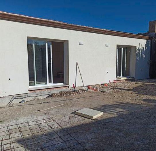 Casa trilocale in vendita in Strada Coste Santo Ippolito, Pachino