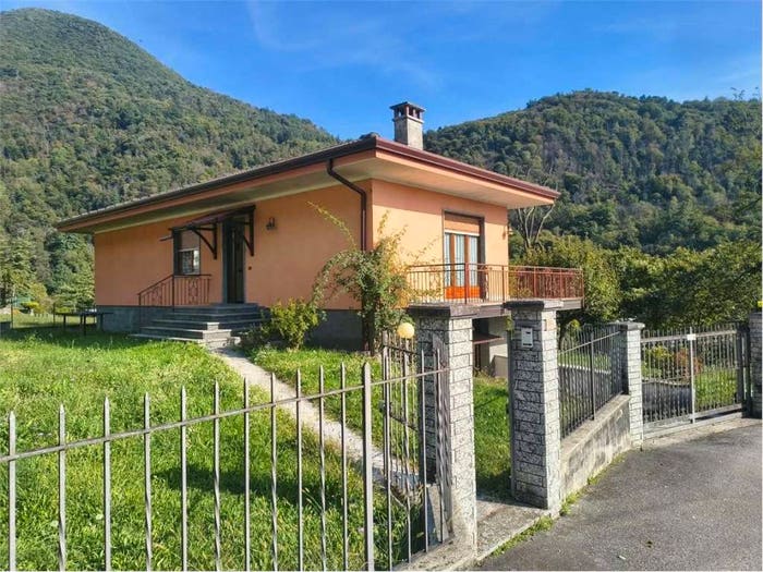 Casa quadrilocale in vendita in Ramello, Cambiasca
