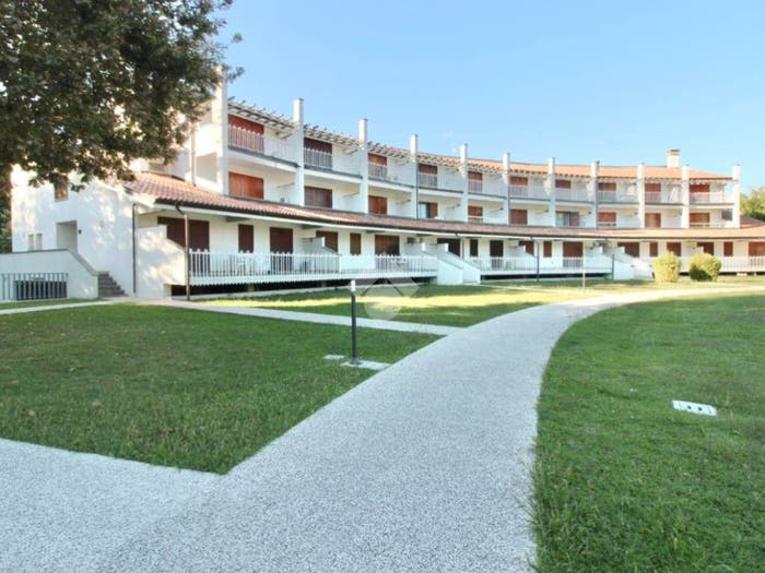 Appartamento trilocale in vendita in Largo Dei Venti, Centro, Caorle