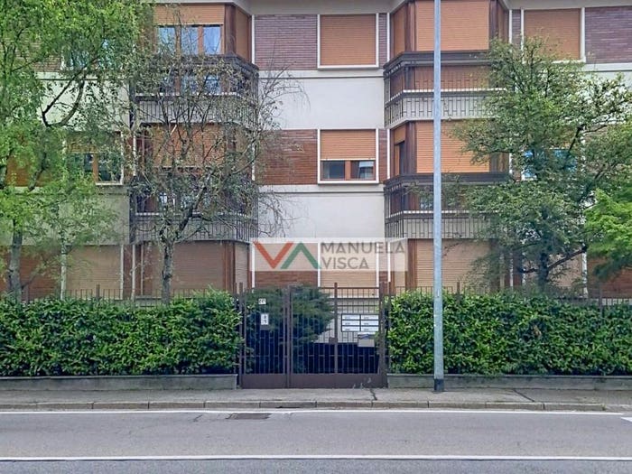 Appartamento con 6 locali in vendita in Strada Torino, Santa Brigida, Moncalieri